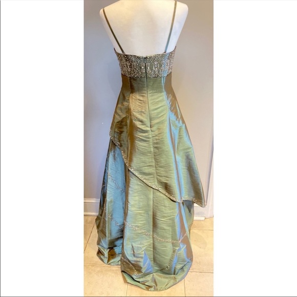 Jovani Gown 4480 - Picture 4 of 6